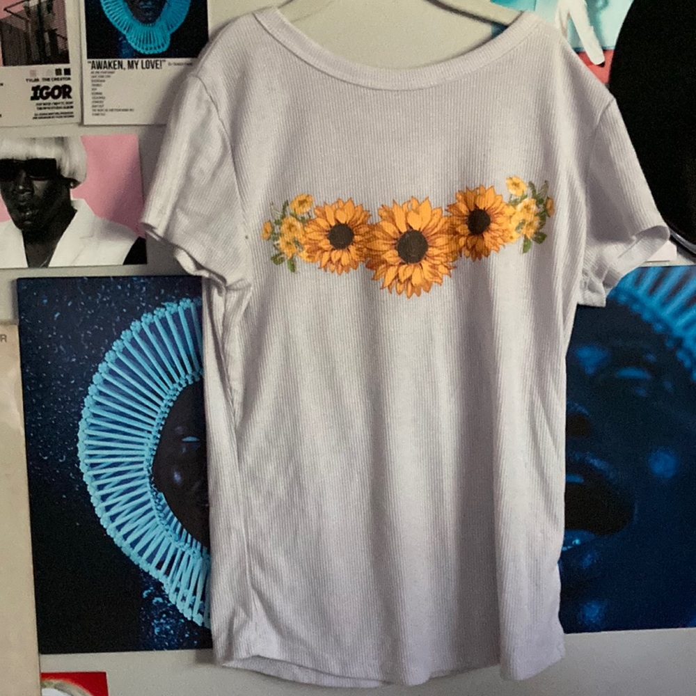 White Sunflower Tee